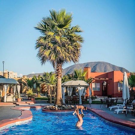 Hotel Serena Suite Λα Σερένα Εξωτερικό φωτογραφία